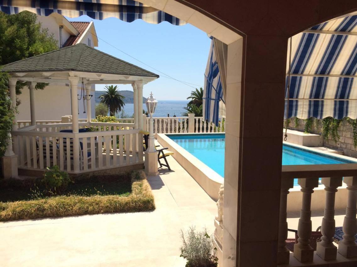 Guest House Vila Eli تْشيرسيك نوفي المظهر الخارجي الصورة