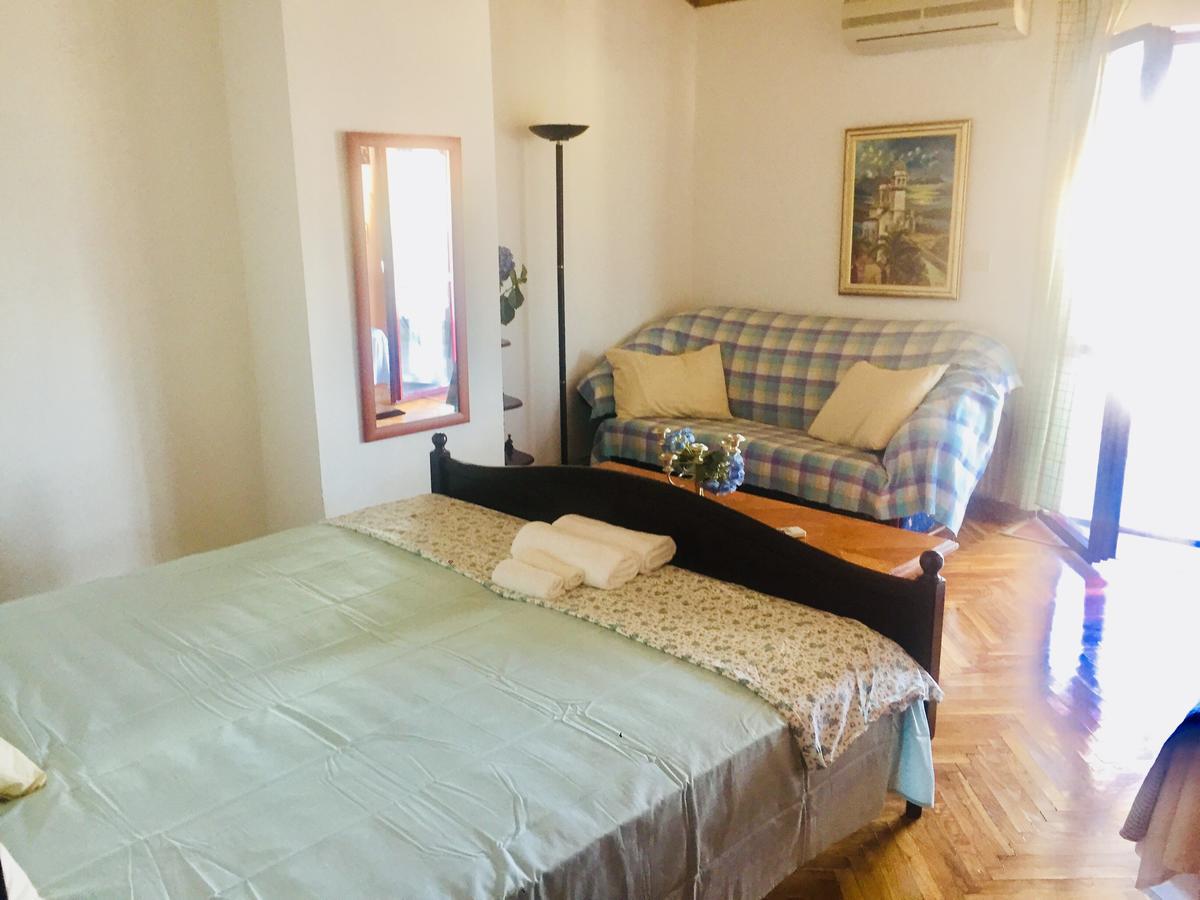 Guest House Vila Eli تْشيرسيك نوفي المظهر الخارجي الصورة
